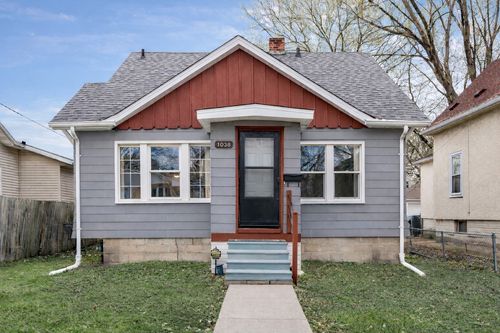 1038 23rd Ave Se, Minneapolis, MN, 55414-2627 | Card Image