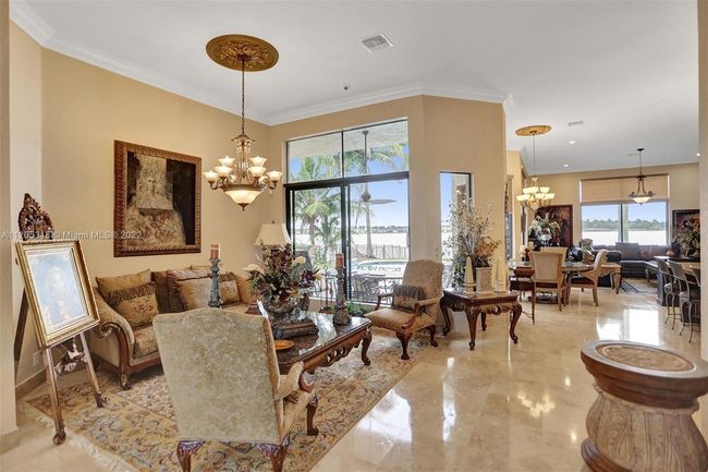 18611 Sw 39th St, House other with 6 bedrooms, 3 bathrooms and null parking in Miramar FL | Image 11