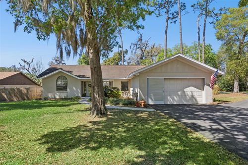 504 County Road 468, FRUITLAND PARK, FL, 34731 | Card Image