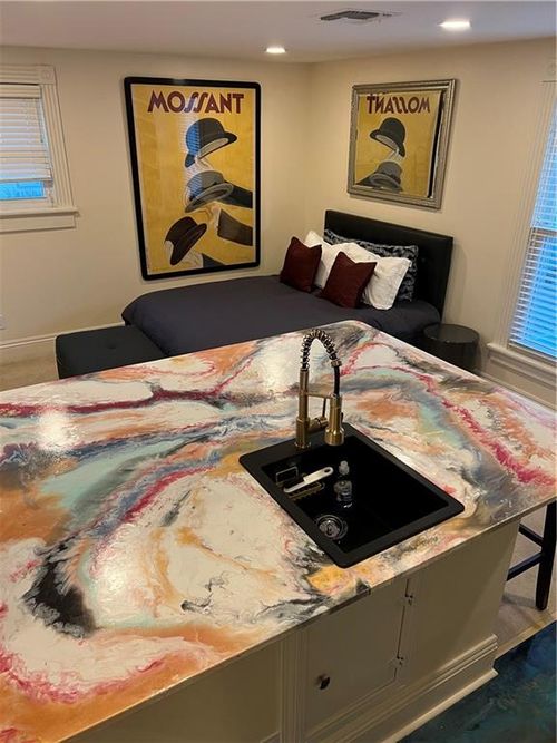 loft-4025 Vendome Pl, New Orleans, LA, 70125-3519 | Card Image