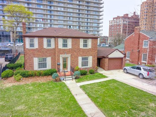 551 Fiske Dr, Detroit, MI, 48214-2988 | Card Image