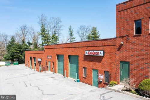 77 Baltimore Pike, GLEN MILLS, PA, 19342 | Card Image