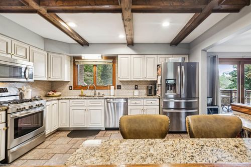 1244 Pomona Ct, Fenton, MI, 48430-1220 | Card Image