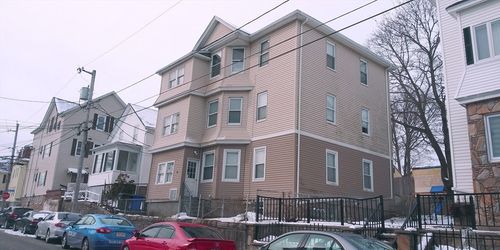 87 Smith St, Fall River, MA, 02721-4065 | Card Image