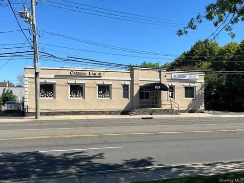 825 W Montauk Hwy, Babylon, NY, 11704-8228 | Card Image