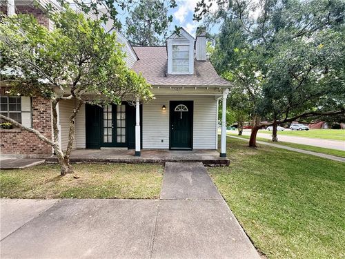 1507 Savannah Dr, Slidell, LA, 70458-2141 | Card Image