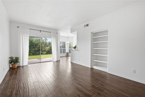 1309-6000 Shepherd Mountain Cv, Austin, TX, 78730-4906 | Card Image