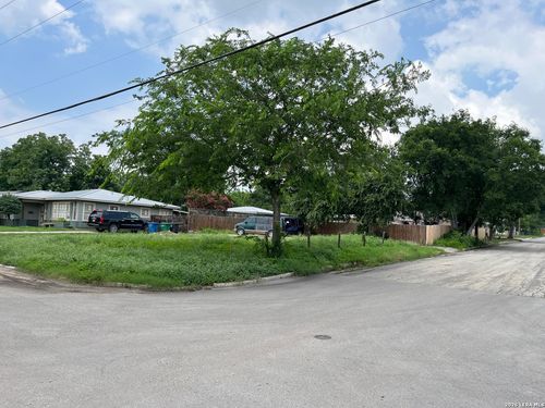 2234 Saint Anthony Ave, San Antonio, TX, 78210-5224 | Card Image