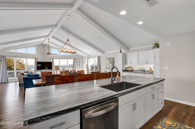 943 Chadwick Shores Dr, House other with 4 bedrooms, 4 bathrooms and null parking in Sneads Ferry NC | Image 18
