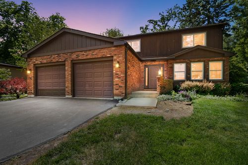 908 Firth Rd, Mundelein, IL, 60060-1212 | Card Image
