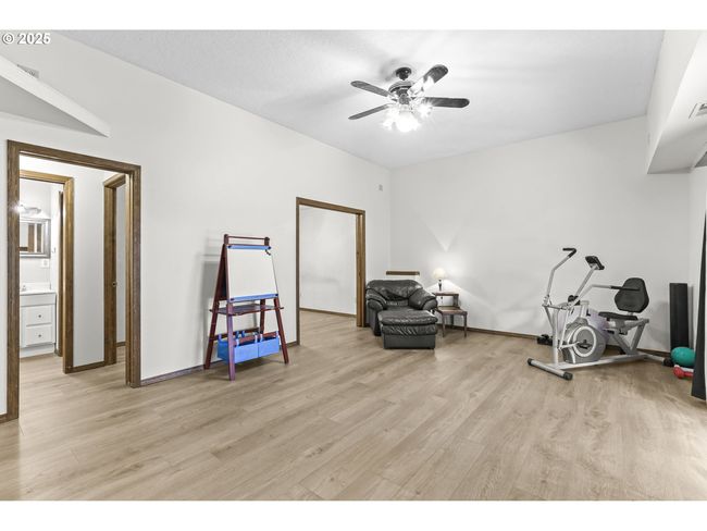 767 Sw 8 Th St, House other with 4 bedrooms, 4 bathrooms and 2 parking in Gresham OR | Image 32