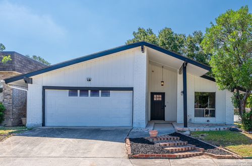 5202 Metcalf, Windcrest, TX, 78239-1933 | Card Image