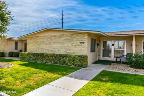10559 W Granada Dr, Sun City, AZ, 85373-1933 | Card Image