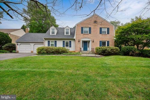 8112 Buckspark Ln E, POTOMAC, MD, 20854-4267 | Card Image