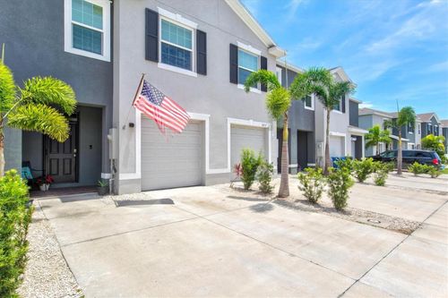 8648 Milestone Dr, SARASOTA, FL, 34238-3901 | Card Image