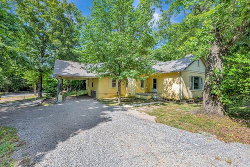 313 W Kingston Springs Rd, Kingston Springs, TN, 37082-9107 | Card Image