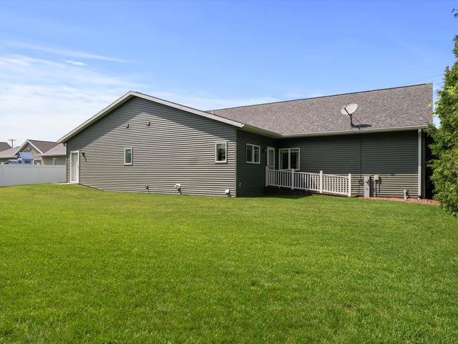 4821 W Custer St, House other with 3 bedrooms, 2 bathrooms and null parking in Manitowoc WI | Image 31