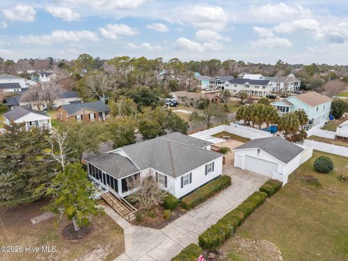 416 Spartanburg Ave, Carolina Beach, NC, 28428-5207 | Card Image