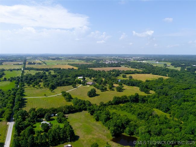 5500 S 329 Th East Ave, House other with 3 bedrooms, 5 bathrooms and null parking in Broken Arrow OK | Image 66