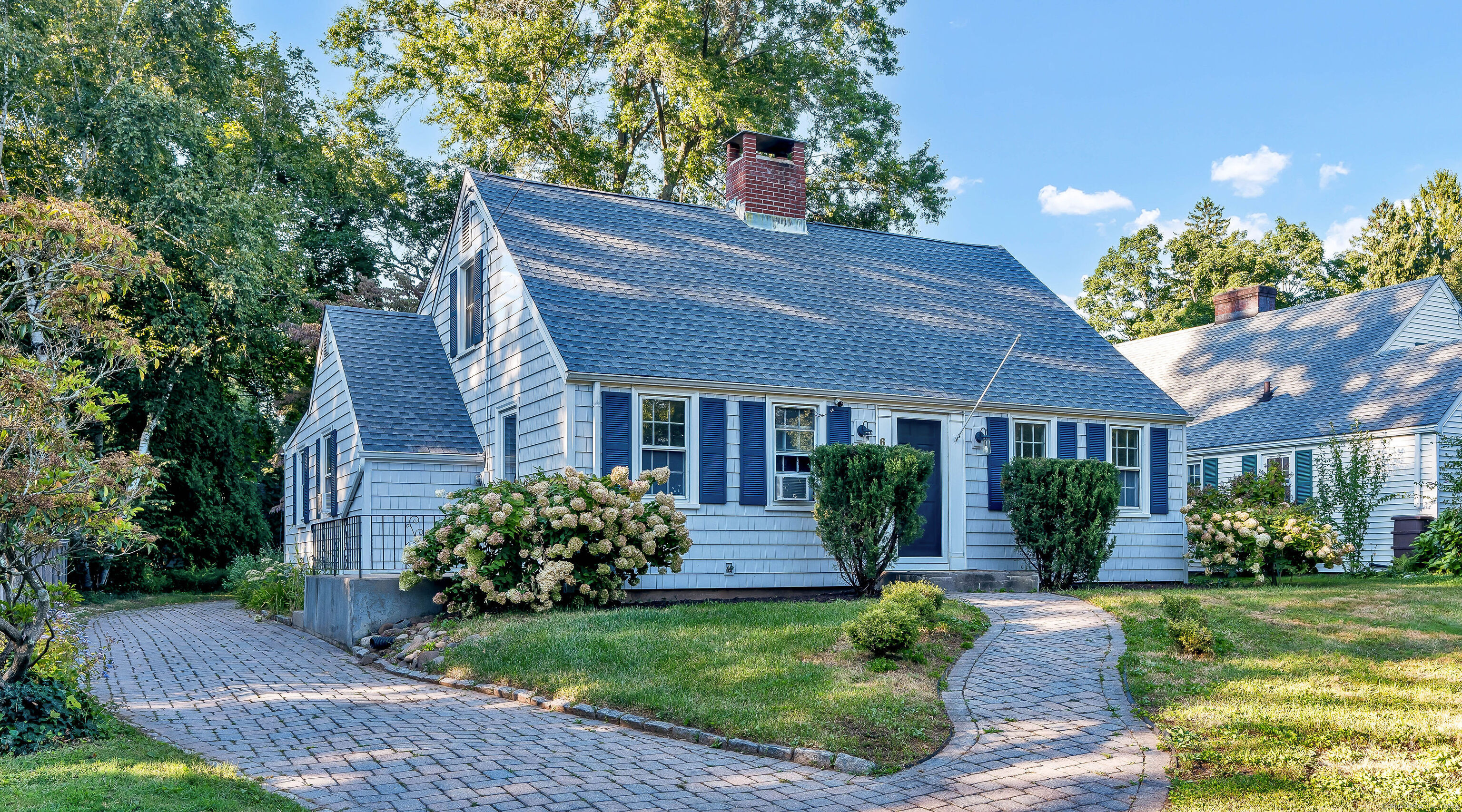 Fern St, West Hartford, CT 06107
