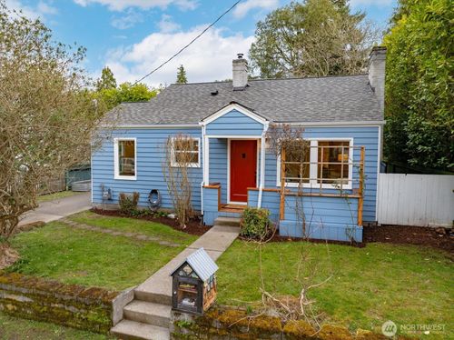 8532 31st Avenue Nw, Seattle, WA, 98117 | Card Image