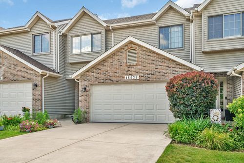 16636 Winding Creek Rd, Plainfield, IL, 60586-9648 | Card Image