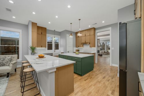 6047 Velasco Ave, Dallas, TX, 75206-6331 | Card Image