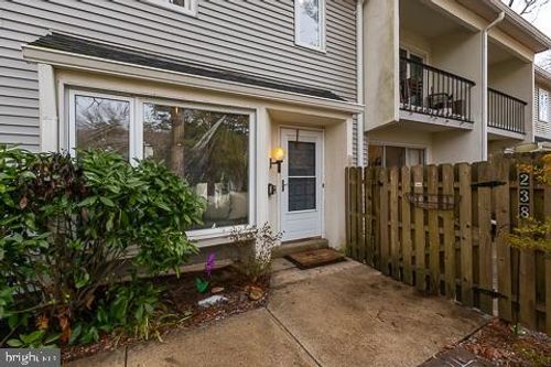 238 E Chelsea Cir, NEWTOWN SQUARE, PA, 19073-2106 | Card Image