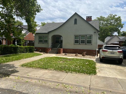 2761 25th St, Sacramento, CA, 95818-3257 | Card Image