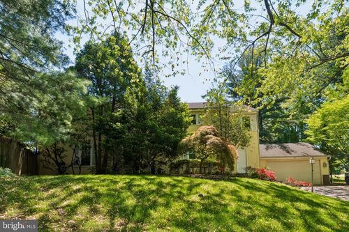 204 Garnet Ln, BALA CYNWYD, PA, 19004-1313 | Card Image