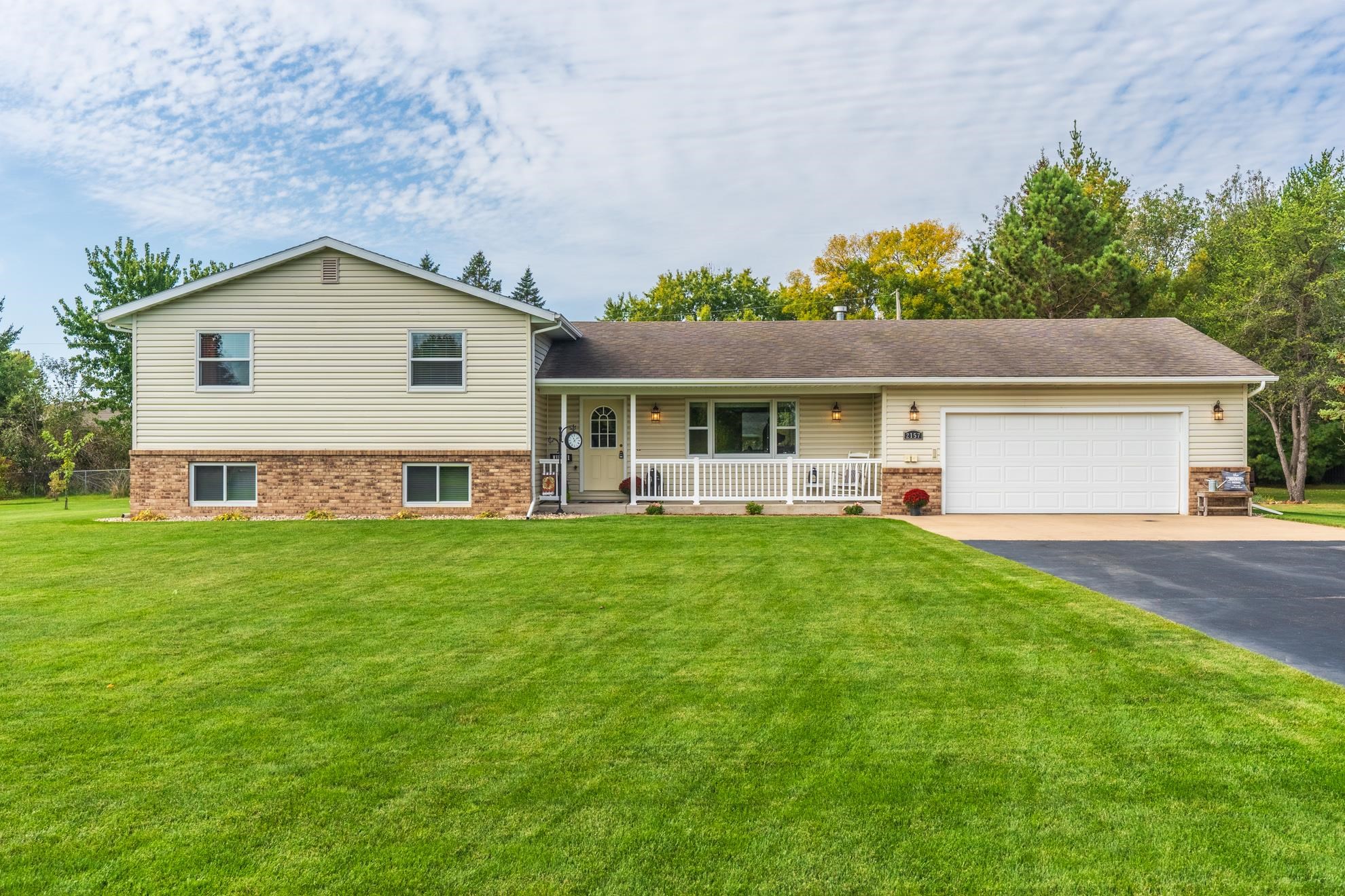 Meadow Dr, Kronenwetter, WI 54455