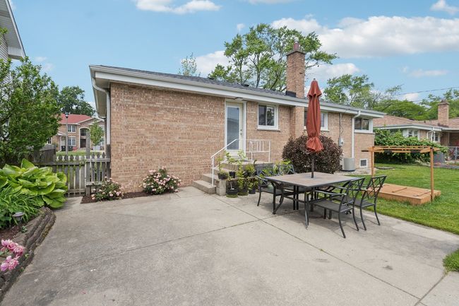 9333 Kildare Ave, House other with 3 bedrooms, 3 bathrooms and 4 parking in Skokie IL | Image 25