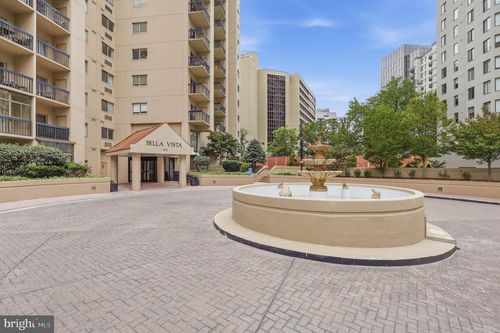 405-1211 S Eads St, ARLINGTON, VA, 22202-2890 | Card Image