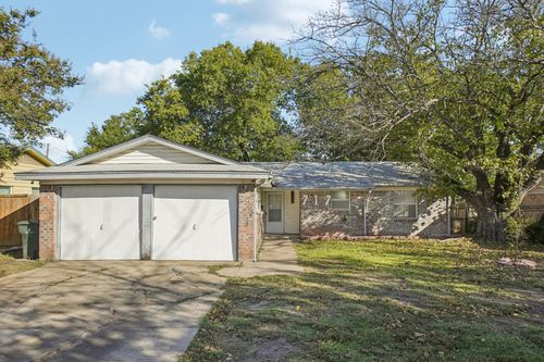 717 Eastern Star Dr, Garland, TX, 75040-5179 | Card Image