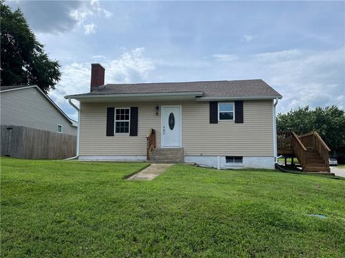 400 W 23rd St, Higginsville, MO, 64037-1713 | Card Image
