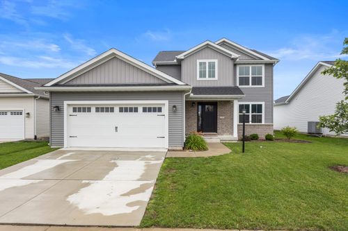 7 Kirby Cir, Monticello, IL, 61856-8128 | Card Image