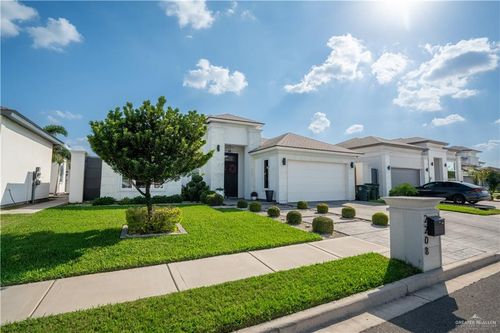 2208 E 8th Street, Mission, TX, 78572 | Card Image