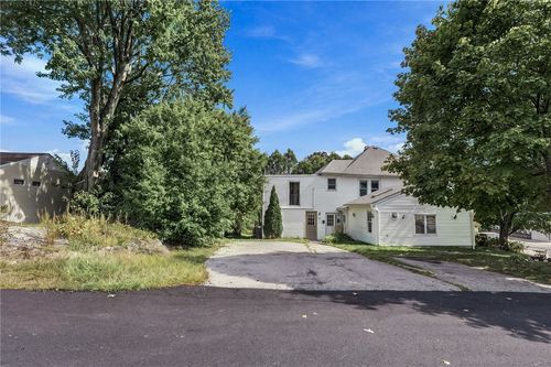 37 Newell St, West Warwick, RI, 02893-1859 | Card Image