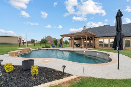 112 Eagle Moor Ln, Brock, TX, 76087-1165 | Card Image