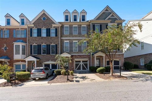 5270 Kershaw Ct Se, Atlanta, GA, 30339-6702 | Card Image