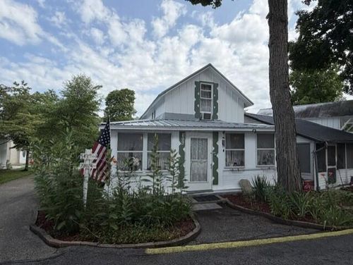 100 1/2 W 5th Ave, Lancaster, OH, 43130-3025 | Card Image