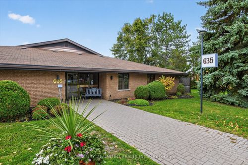 8-635 Whitaker St, Peterborough, ON, K9H7L5 | Card Image