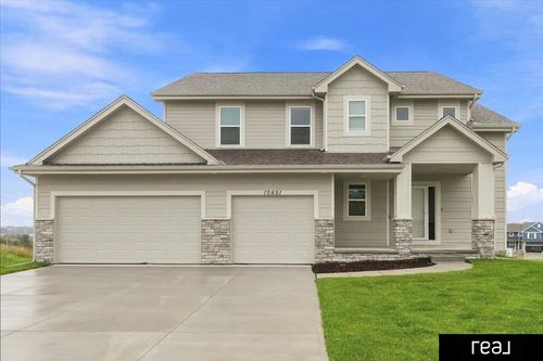 10651 S 102nd Ave, Papillion, NE, 68046-5970 | Card Image