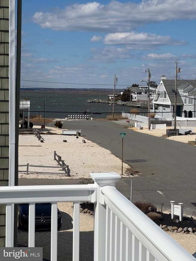 10 W Essex Ave, Home with 3 bedrooms, 3 bathrooms and null parking in Harvey Cedars NJ | Image 54