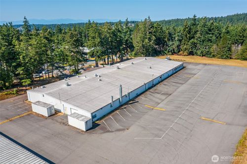 970 Ne 21st Ct, Oak Harbor, WA, 98277-2715 | Card Image