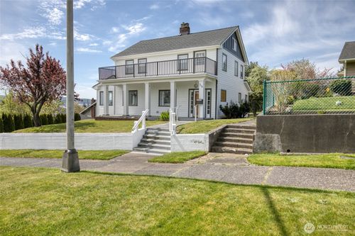 713 N Broadway St, Aberdeen, WA, 98520-2429 | Card Image