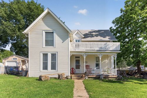 311 E Locust St, Bolivar, MO, 65613-1631 | Card Image