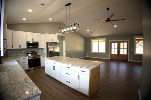 695 Woodland Rd, Hohenwald, TN, 38462 | Card Image