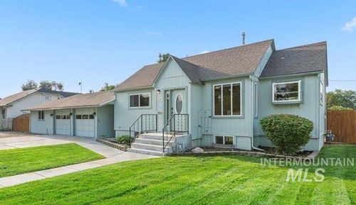 247 Elmore Ave, Nampa, ID, 83651-2517 | Card Image