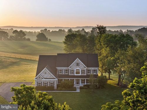 15054 Omega Ct, WATERFORD, VA, 20197-1658 | Card Image